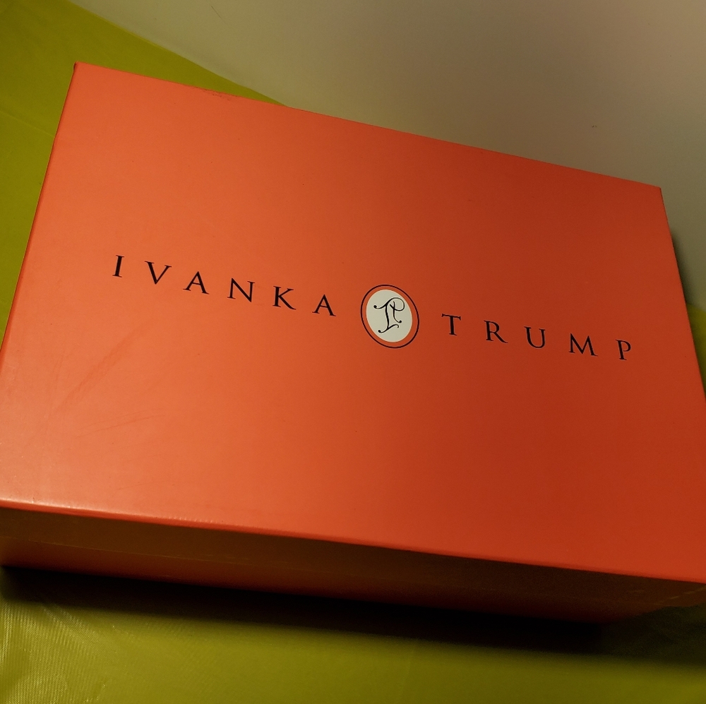 SOLD || Ivanka Trump | Heels - Picture 7 of 8